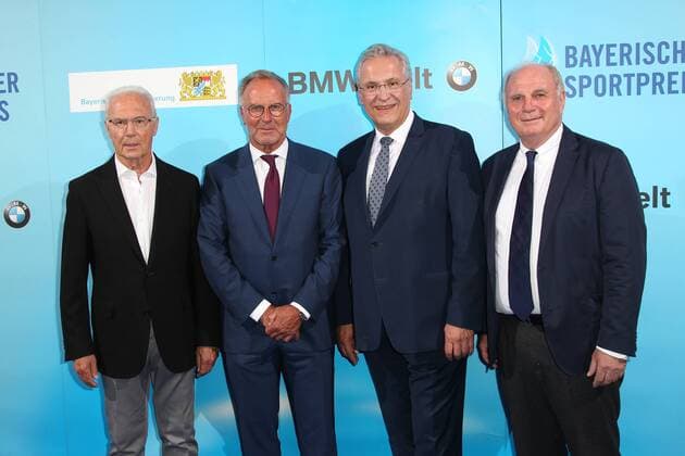 Franz Beckenbauer, Karl-Heinz Rummenigge, Joachim Herrmann, Uli Hoeneß, Bayerischer Sportpreis 2018 in der BMW Welt in Muenchen am 21.07.2018
