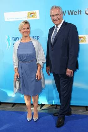 Verena Bentele und Joachim Herrmann, Bayerischer Sportpreis 2018 in der BMW Welt in Muenchen am 21.07.2018