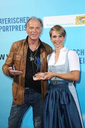 Wolfgang Fierek und Magdalena Neuner, Bayerischer Sportpreis 2018 in der BMW Welt in Muenchen am 21.07.2018