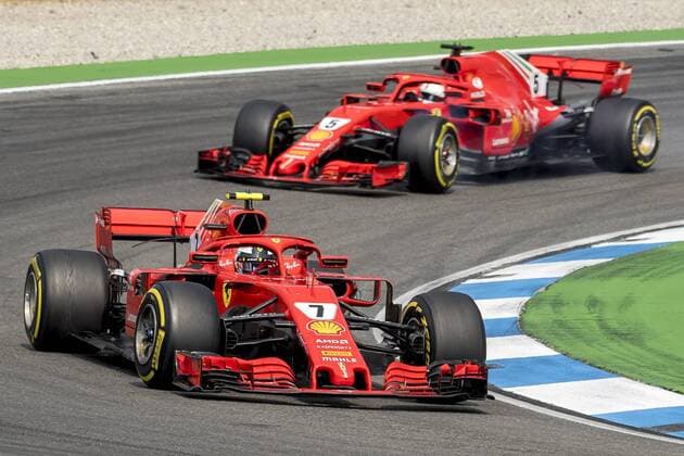 Motorsport: Formel 1, Saison 2018 2019, Rennen am Sonntag, 22.07.2018, am Hockenheimring in Hockenheim (Deutschland). Kimi Raikkonen (Scuderia Ferrari) fährt vor Sebastian Vettel (Scuderia Ferrari) durch das Motodrom. Copyright: xInderliedx