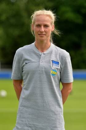 Fussball, Herren, Regionalliga Nord-Ost, Saison 2018 19, Hertha BSC II, Mannschafts- und Porträtfotos, Athletiktrainerin Claudia Wallenta (Hertha BSC II), 22.07.18, Copyright: xMichaelxHundtx xMatthiasxKochx