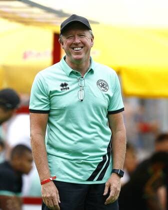 TSG 1899 Hoffenheim - Queens Park Rangers Steve McCLAREN, Chef-Trainer, Halbkörper, Portrait, Dreiviertel-Porträt, Einzelbild, hoch, Testspiel, Fußball, 1.BL Saison 2018 2019 *** TSG 1899 Hoffenheim Queens Park Rangers Steve McCLAREN Chief Coach Half Body Portrait Three Quarter Portrait Frame Single High Test Game Soccer 1 BL Season 2018 2019