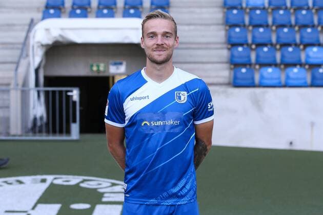 Nils Butzen (1. FC Magdeburg) - 2. BL PortraÌˆttermin 2018 2019 offizieller Fototermin 1. FC Magdeburg in der MDCC Arena in Magdeburg - Porträt, Portrait,Deutschland, Fussball, Mann, Maenner,GER,23.07.2018