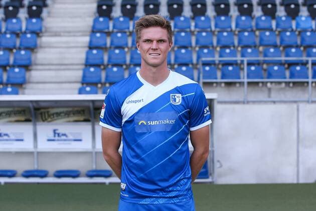 Marius Bülter (1. FC Magdeburg) - 2. BL PortraÌˆttermin 2018 2019 offizieller Fototermin 1. FC Magdeburg in der MDCC Arena in Magdeburg - Porträt, Portrait,Deutschland, Fussball, Mann, Maenner,GER,23.07.2018