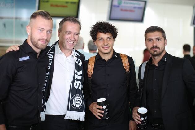SOCCER - CL, Ajax vs Sturm, preview GRAZ,AUSTRIA, 24.JUL.18 - SOCCER- UEFA Champions League, Ajax Amsterdam vs Sturm Graz, preview. Image shows Peter Zulj, president Christian Jauk, Philipp Hosiner and Filipe Ferreira (Sturm). GEPAxpictures xChristianxWalgram