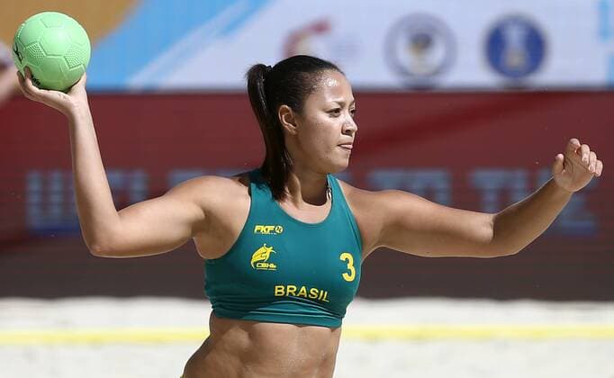 KAZAN, RUSSIA - JULY 24, 2018: Brazil s Thais Nascimento in action in a beach handball match against Russia at the 2018 IHF Menâ€™s and Womenâ€™s Beach Handball World Championships held in Kazan. Yegor Aleyev TASS  TS08A891