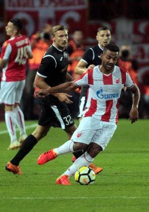 24.07.2018 Belgrade(Serbia) FK Crvena Zvezda(FC Red Star)-Fk Suduva UEFA Champions League qualifiers 2nd leg men s football Lorenzo Ebecilio(R) FK Crvena Zvezda(FC Red Star) ,Robertas Vazevicius(L) FK Suduva : 