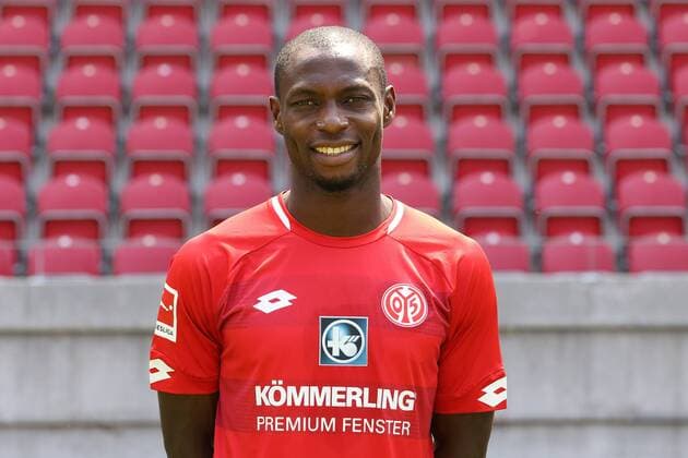 ANTHONY UJAH 1. FSV MAINZ 05 FUSSBALL, GER, 1.BL, PORTRAETTERMIN 2018 2019, 