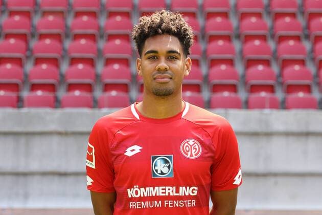 PHILLIPP MWENE 1. FSV MAINZ 05 FUSSBALL, GER, 1.BL, PORTRAETTERMIN 2018 2019, 