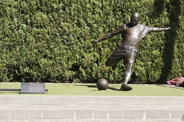 A view of a statur of Portuguese player Ronaldo during a training session at FC Barcelona Barca s Ronaldo Field, at the Nike City, in Portland, Oregon, United States, 25 July 2018. Ronaldo Field in Portland !ACHTUNG: NUR REDAKTIONELLE NUTZUNG!  Copyright: xTANIAxCIDONCHAx PRT08 20180725-636681559863864672