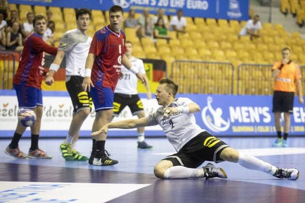 25.07.2018, Arena Zlatorog, Celje, SLO, EHF EM U20, Serbien vs Deutschland, Hauptrunde, Gruppe 1, im Bild Luca Witzke of Germany during the main round, Group 1 match of the EHF men s Handball European U20 Championship between Serbia and Germany at the Arena Zlatorog in Celje, Slovenia on 2018 07 25. Celje