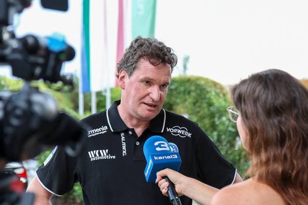 Jörg Föste (Geschäftsführer, Bergischer HC) im Interview mit dem österreichischen Fernsehsender Kanal3 Pressekonferenz im Trainingslager des Bergischen HC, Handball, 1. Bundesliga, 26.07.18 Köflach Österreich Sporthalle Köflach