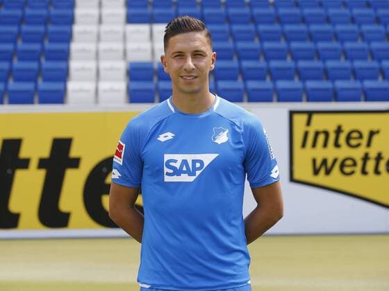 Robert Zulj , TSG 1899 Hoffenheim . Porträttermin TSG 1899 Hoffenheim 2018-2019 . Sinsheim, GER, 25.07.2018 ,Fussball 1. Bundesliga 2018 2019 .