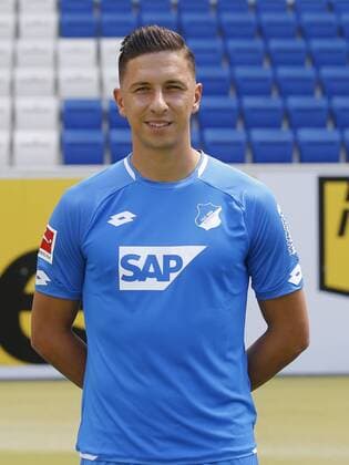 Robert Zulj , TSG 1899 Hoffenheim . Porträttermin TSG 1899 Hoffenheim 2018-2019 . Sinsheim, GER, 25.07.2018 ,Fussball 1. Bundesliga 2018 2019 .