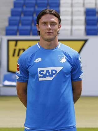 Nico Schulz , TSG 1899 Hoffenheim . Porträttermin TSG 1899 Hoffenheim 2018-2019 . Sinsheim, GER, 25.07.2018 ,Fussball 1. Bundesliga 2018 2019 .