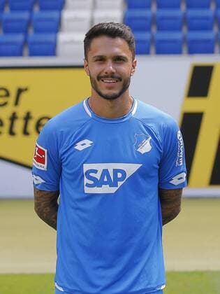 Leonardo Bittencourt , TSG 1899 Hoffenheim . Porträttermin TSG 1899 Hoffenheim 2018-2019 . Sinsheim, GER, 25.07.2018 ,Fussball 1. Bundesliga 2018 2019 .