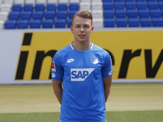 Dennis Geiger , TSG 1899 Hoffenheim . Porträttermin TSG 1899 Hoffenheim 2018-2019 . Sinsheim, GER, 25.07.2018 ,Fussball 1. Bundesliga 2018 2019 .