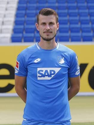 Havard Nordtveit , TSG 1899 Hoffenheim . Porträttermin TSG 1899 Hoffenheim 2018-2019 . Sinsheim, GER, 25.07.2018 ,Fussball 1. Bundesliga 2018 2019 .