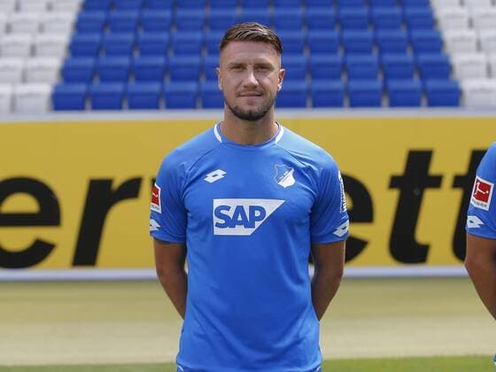 Ermin Bicakcic , TSG 1899 Hoffenheim . Porträttermin TSG 1899 Hoffenheim 2018-2019 . Sinsheim, GER, 25.07.2018 ,Fussball 1. Bundesliga 2018 2019 .