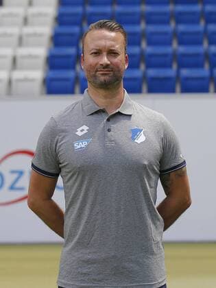 Physiotherapeut Dennis Wöhr , TSG 1899 Hoffenheim . Porträttermin TSG 1899 Hoffenheim 2018-2019 . Sinsheim, GER, 25.07.2018 ,Fussball 1. Bundesliga 2018 2019 .