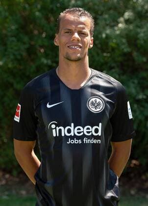 26.07.2018, xjhx, Fussball 1.Bundesliga, Eintracht Frankfurt Fototermin Saison 2018 2019 - Porträttermin 2018 2019 emspor, v.l. Timothy Chandler (Eintracht Frankfurt) Frankfurt am Main