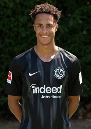 26.07.2018, xjhx, Fussball 1.Bundesliga, Eintracht Frankfurt Fototermin Saison 2018 2019 - Porträttermin 2018 2019 emspor, v.l. Deji Beyreuther (Eintracht Frankfurt) Frankfurt am Main