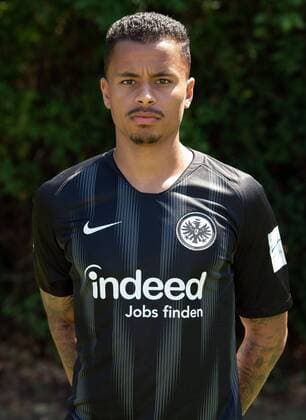 26.07.2018, xjhx, Fussball 1.Bundesliga, Eintracht Frankfurt Fototermin Saison 2018 2019 - Porträttermin 2018 2019 emspor, v.l. Allan Souza (Eintracht Frankfurt) Frankfurt am Main
