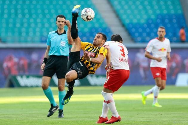 26.07.2018, xtgx, Fussball Europa League Qualifikation 2.Runde, RB Leipzig - BK Haecken emspor, v.l. Mervan Celik (Haecken, 7) klärt vor Marcelo Saracchi (Leipzig, 3) Leipzig