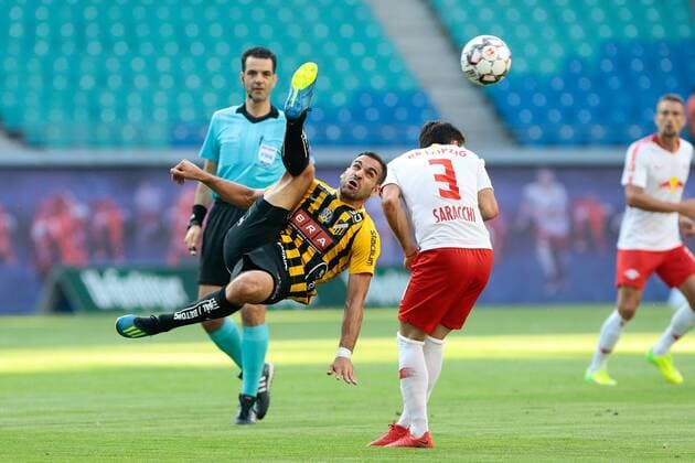 26.07.2018, xtgx, Fussball Europa League Qualifikation 2.Runde, RB Leipzig - BK Haecken emspor, v.l. Mervan Celik (Haecken, 7) klärt vor Marcelo Saracchi (Leipzig, 3) Leipzig
