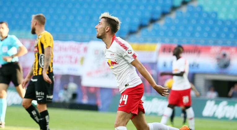 RB Leipzig - BK Haecken Fussball Euro League Quali Leipzig, 26.07.2018, Red Bull Arena, Fussball, UEFA EURO EM Europameisterschaft Fussball League , Qualifikation, 2.Runde, Hinspiel, RB Leipzig vs. BK Häcken , Im Bild; Tor für RB Leipzig. Kevin Kampl (44, RB Leipzig) erzielt den Treffer zum 3:0 und jubelt. ,