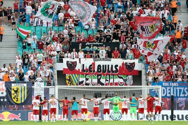 Sport Bilder des Tages 26.07.2018, xtgx, Fussball Europa League Qualifikation 2.Runde, RB Leipzig - BK Haecken emspor, v.l. Leipzig Jubel über den Sieg, Jubel nach Spielende Leipzig