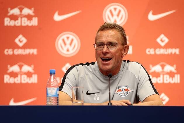 26.07.2018, xtgx, Fussball Europa League Qualifikation 2.Runde, RB Leipzig - BK Haecken emspor, v.l. Ralf Rangnick (Leipzig, Trainer) auf der Pressekonferenz, PK lacht, lachen, zufrieden Leipzig