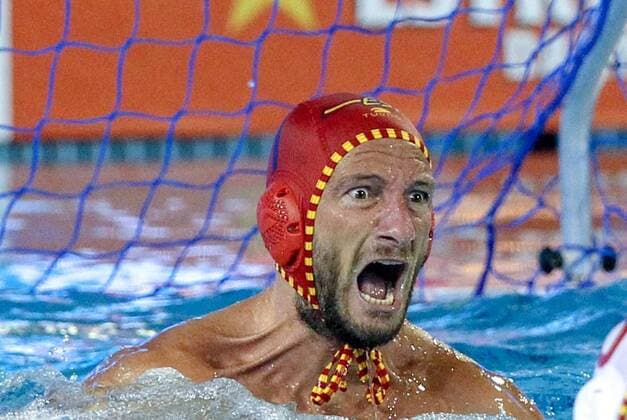 Sport Themen der Woche KW30 Sport Bilder des Tages 26th July 2018, Bernat Picornell Pools, Barcelona, Spain; 33rd European Water polo Wasserball Championships, Spain Men versus Italy Men; Daniel Lopez goalkeeper for Spain celebrating a save  ActionPlus12050742 PedroxSalado