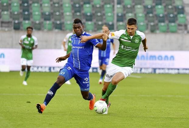 26.07.2018 St.Gallen ,Schweiz .Fussball Herren Saison 2018 2019 Europaleague Quali FC St.Gallen-Sarpsborg 08 FF Im Bild: Milan Vilotic (FC St.Gallen) gegen 27 Rashad Muhammed (Sarpsborg) Zweikampf Aktion