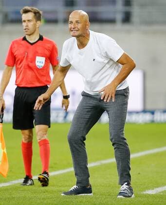 26.07.2018 Kybunpark St.Gallen , SCHWEIZ , Saison 2018 2019 Herren Fussball Europa League Qualifikation FC St.Gallen - Sarpsborg 08 FF Trainer Peter Zeidler (FCSG)