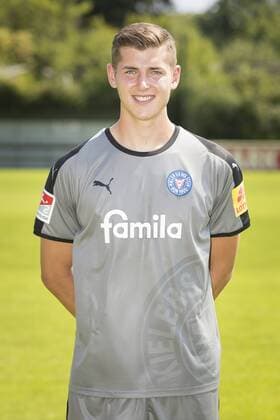 Timon Weiner; KSV Holstein Kiel; 2.BL, PortraÌˆttermin 2018 2019. Kiel Schleswig-Holstein Germany CITTI FUSSBALL PARK Copyright: xAgentur54GradFelixxKoenigx