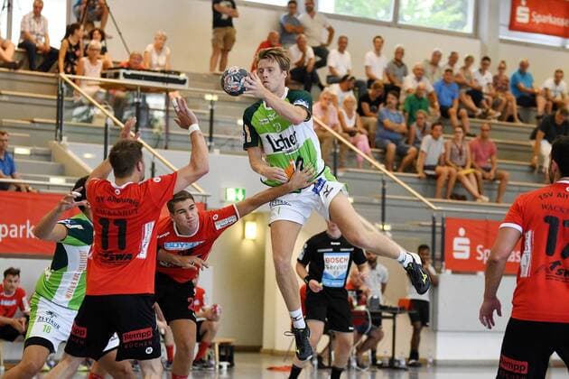 Kristian Bjoernsen (HSG Wetzlar) bei einem Angriff, Sparkassen-Cup Altensteig, TSV Altensteig vs. HSG Wetzlar, Handball, 27.07.2018, Sparkassen-Cup Altensteig, TSV Altensteig vs. HSG Wetzlar, Handball, 27.07.2018, Altensteig Copyright: xEIBNER Florian_Schustx EP_SCHUST