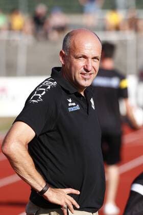 Fußball 4. Spieltag der Regionalliga Bayern im Hans-Walter-Wild-Stadion in Bayreuth Saison 2018-2019 SpVgg Bayreuth gegen SpVgg Greuther Fürth II SpVgg Oberfranken Bayreuth Trainer Josef Albersinger