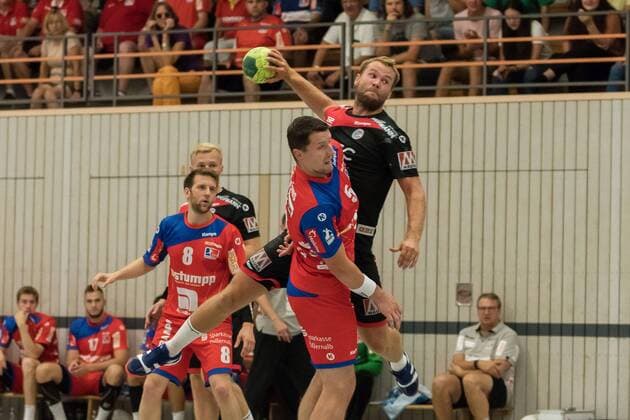 Romas Kirveliavicius (HBW Balingen-Weilstetten 05), Petter Overby (HC Erlangen 09), HBW Balingen-Weilstetten vs. HC Erlangen , 24. Sparkassen-Cup , Handballl, DKB, Herren, 2.Bundesliga, 1.Bundesliga, Saison 18 19, GER, 27.07.2018, HBW Balingen-Weilstetten vs. HC Erlangen , 24. Sparkassen-Cup , Handballl, DKB, Herren, 2.Bundesliga, 1.Bundesliga, Saison 18 19, GER, 27.07.2018 Altensteig Copyright: xEIBNER WolfgangxFrankx EP_WFK