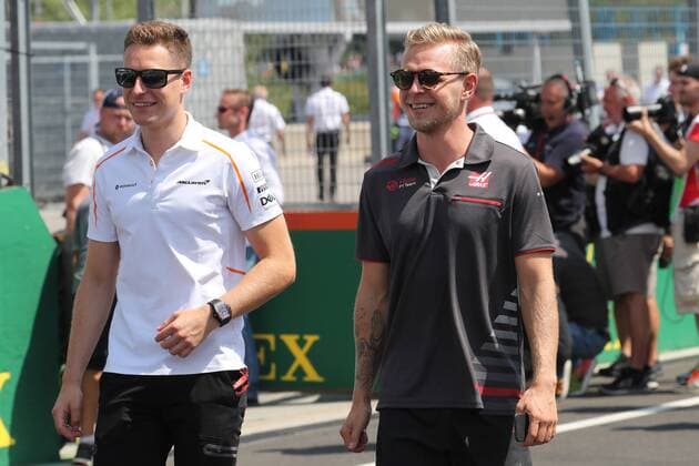 Photo4 LaPresse 29 07 2018 Budapest, Hungary Grand Prix Formula One Hungary 2018 In the pic: Stoffel Vandoorne (BEL) McLaren MCL33 and Kevin Magnussen (DEN) Haas F1 Team VF-18  Copyright: xPhoto4 LaPressex