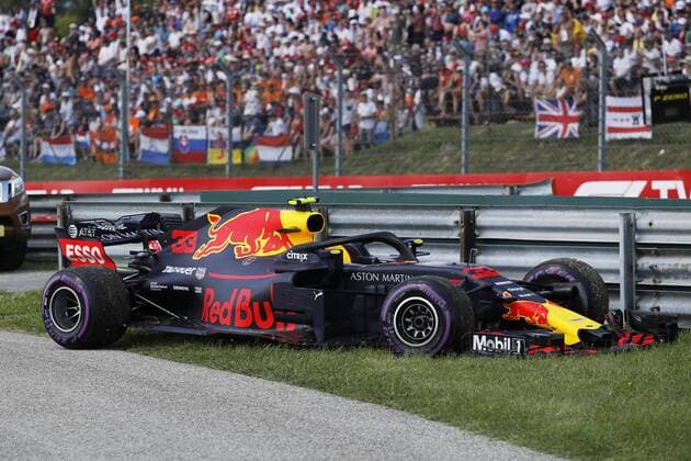 Carrera del GP de F1 de Hungría en el circuito de Hugaroring. En la imagen, el coche de Max Verstappen.Race of Hungarian F1 GP at Hungaroring circuit. In this picture, Max Verstappen s car.  RV RACING PRESS