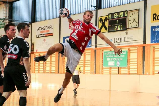 Max Darj ( 5, Bergischer HC) beim Wurf Fivers WAT Margareten HC vs Bergischer HC, Handball, Testspiel, 29.07.18 Köflach Lipizanerheimat Österreich Sporthalle Köflach