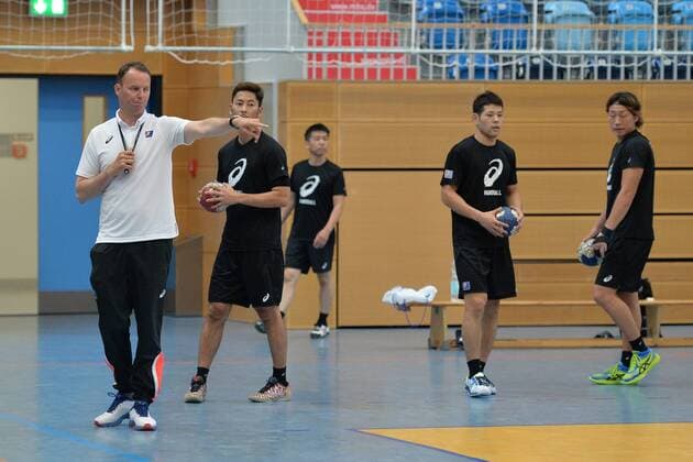 Handball, Herren, Saison 2018 19, Training Nationalmannschaft Japan, Dagur Sigrundsson (Cheftrainer Japan), 31.07.18, Copyright: xMichaelxHundtx xMatthiasxKochx