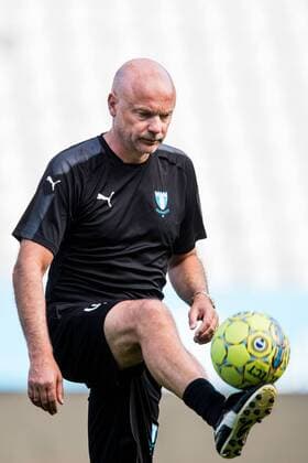 180731 Malmö FFs tränare Uwe Rösler under en träning inför Champions League matchen mellan Malmö FF och Cluj i andra kvalomgangen den 31 juli 2018 i Malmö. Copyright: MATHILDAxAHLBERG BB180731MA028