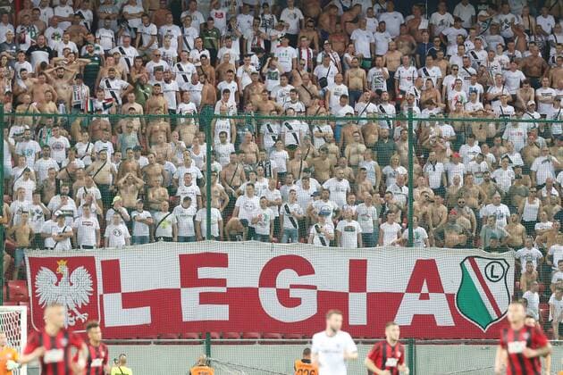 Fußball, CL Qualifikation, Spartak Trnava - Legia Warschau TRNAVA 31.07.2018 PILKA NOZNA II RUNDA ELIMINACYJNA LIGA MISTRZOW SEZON 2018 19: SPARTAK TRNAWA - LEGIA WARSZAWA--- UEFA CHAMPIONS LEAGUE SECOND QUALIFYING ROUND MATCH SPARTAK TRNAWA - LEGIA WARSZAWA NZ. KIBICE LEGIA FOT. MICHAL CHWIEDUK FOKUSMEDIA.COM.PL NEWSPIX.PL --- Newspix.pl  180731CHW037
