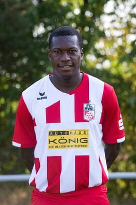 Erfurt , 010818 , Fussball Regionalliga FC Rot Weiss Erfurt , Portraittermin , Im Bild: Glodi Zingu