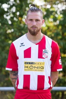 Erfurt , 010818 , Fussball Regionalliga FC Rot Weiss Erfurt , Portraittermin , Im Bild: Pierre Becken