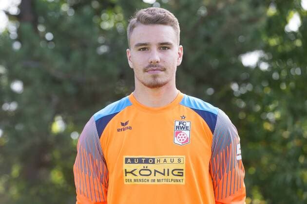 Erfurt , 010818 , Fussball Regionalliga FC Rot Weiss Erfurt , Portraittermin , Im Bild: Julian Knoll