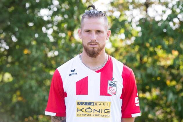 Erfurt , 010818 , Fussball Regionalliga FC Rot Weiss Erfurt , Portraittermin , Im Bild: Pierre Becken