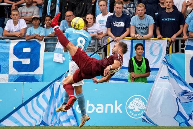 180801 Damjan Äokovic of Cluj scores 0-1 during the UEFA Champions League qualifying match between Malmö FF and Cluj on August 1, 2018 in Malmö. Photo: Ludvig Thunman BILDBYRAN kod LT 35511 Copyright: LUDVIGxTHUNMAN BB180801LT028